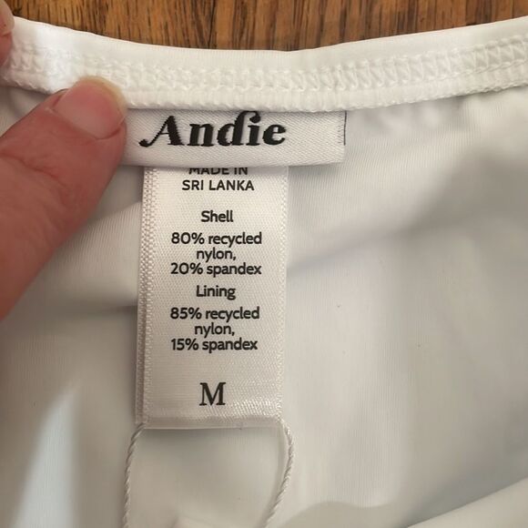 Andie Swimsuit The Malibu One Piece Swimsuit White size M NWT - Picture 4 of 6